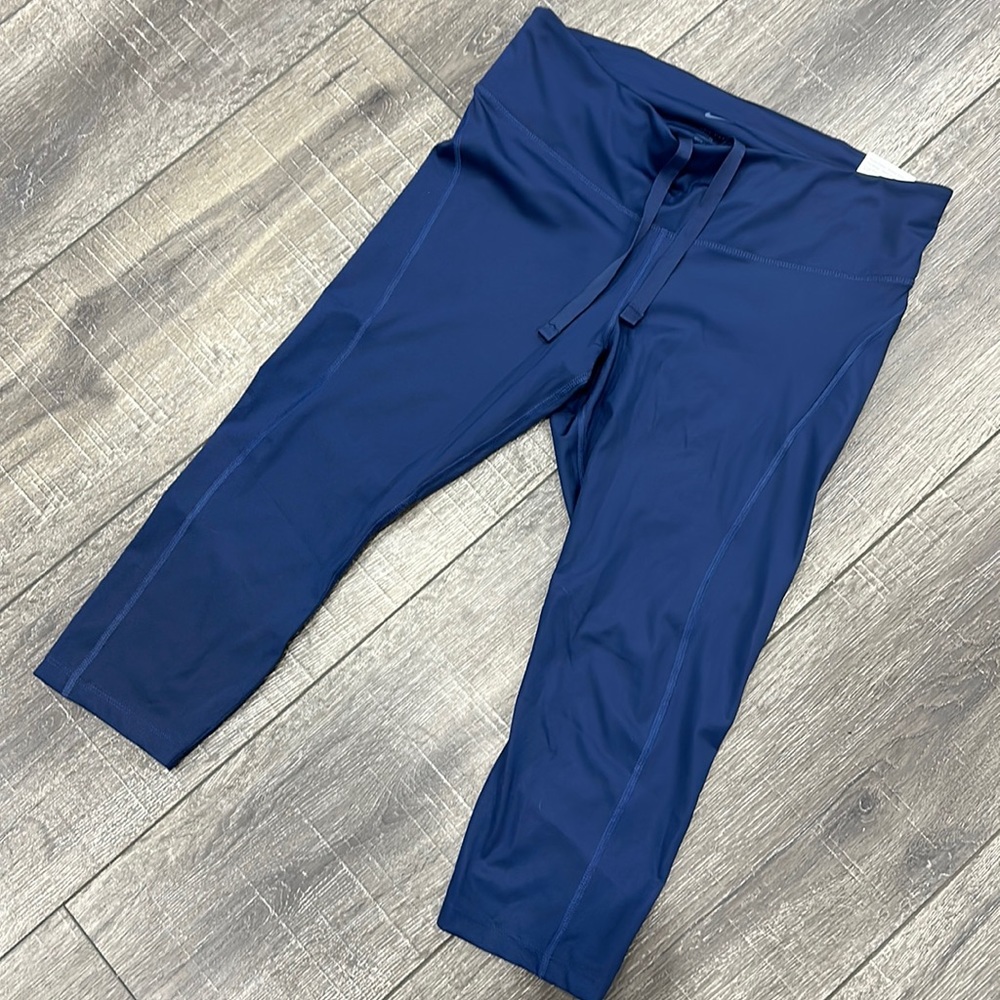 Nike Fast tight, fit mid rise, crop length